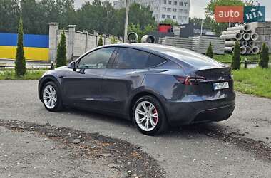 Внедорожник / Кроссовер Tesla Model Y 2021 в 