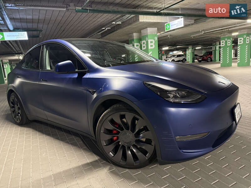 Позашляховик / Кросовер Tesla Model Y 2020 в Києві