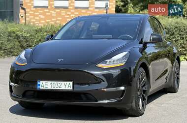 Позашляховик / Кросовер Tesla Model Y 2021 в Дніпрі