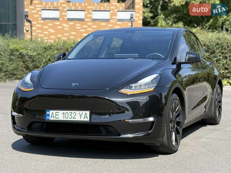 Внедорожник / Кроссовер Tesla Model Y 2021 в 