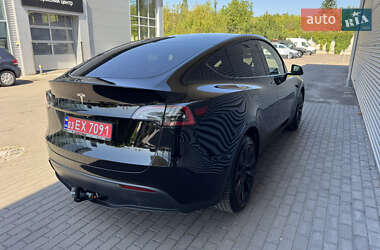 Внедорожник / Кроссовер Tesla Model Y 2023 в 