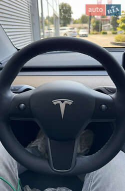 Внедорожник / Кроссовер Tesla Model Y 2023 в 