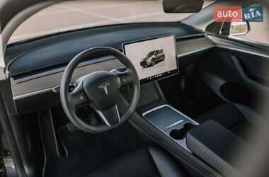 Внедорожник / Кроссовер Tesla Model Y 2024 в 
