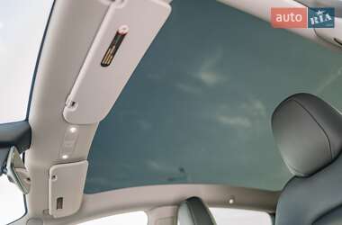 Внедорожник / Кроссовер Tesla Model Y 2024 в 