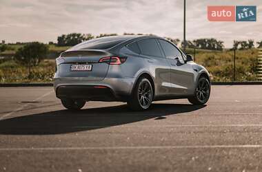 Внедорожник / Кроссовер Tesla Model Y 2024 в 