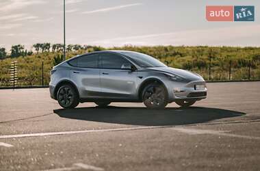 Внедорожник / Кроссовер Tesla Model Y 2024 в 