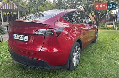 Внедорожник / Кроссовер Tesla Model Y 2021 в 