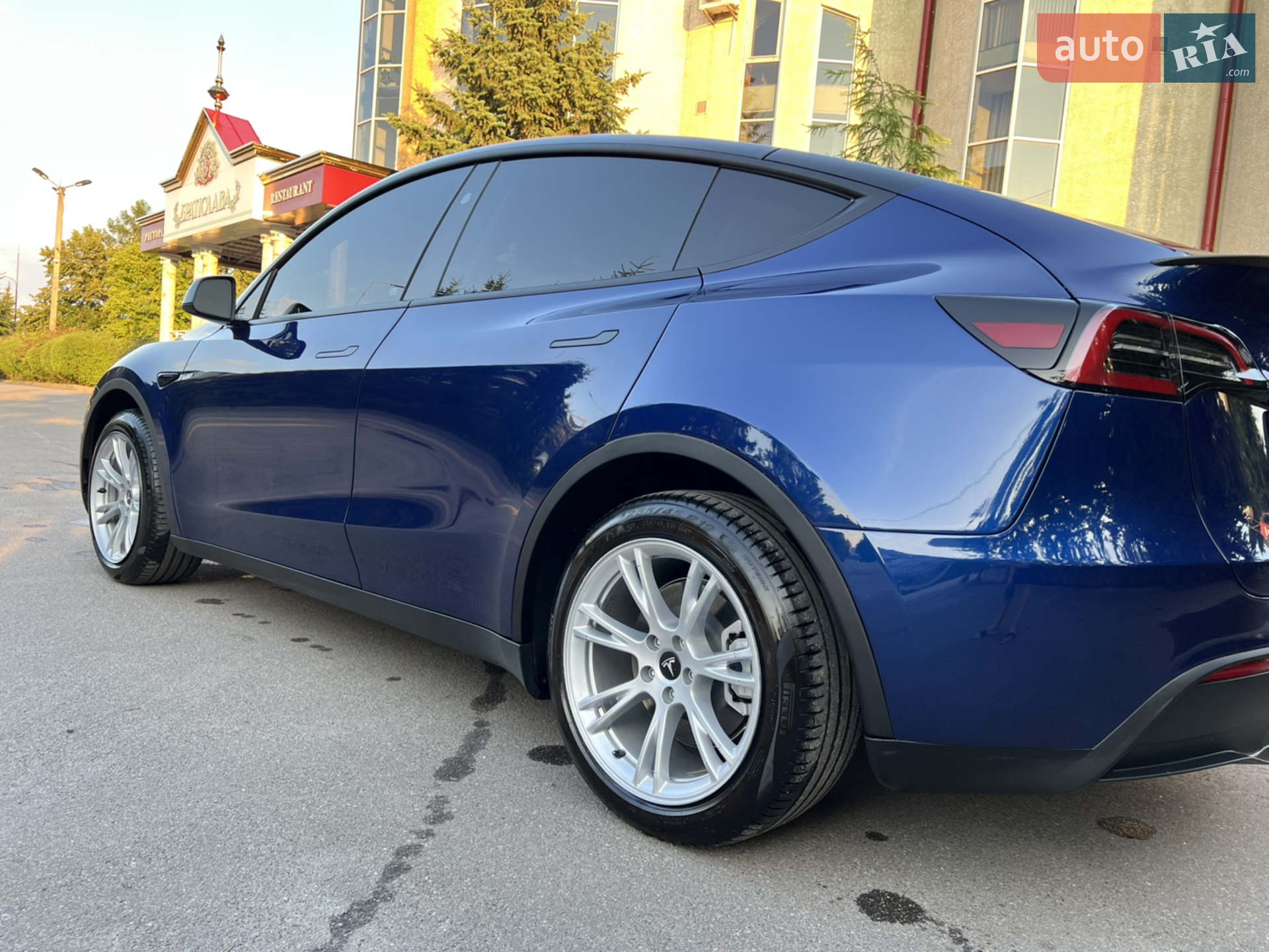 2024 Tesla Model Y - мініатюра 22