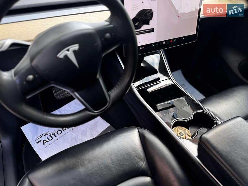 Внедорожник / Кроссовер Tesla Model Y 2020 в Ивано-Франковске