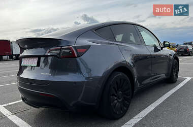 Внедорожник / Кроссовер Tesla Model Y 2023 в 
