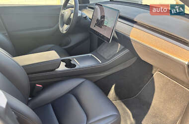 Внедорожник / Кроссовер Tesla Model Y 2022 в 