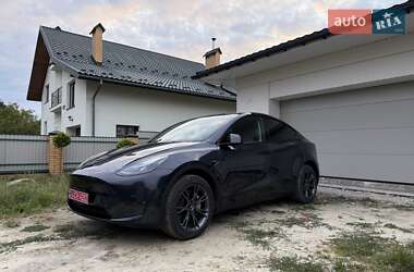 Внедорожник / Кроссовер Tesla Model Y 2024 в 