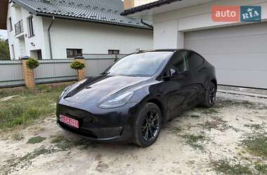 Внедорожник / Кроссовер Tesla Model Y 2024 в 