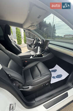 Внедорожник / Кроссовер Tesla Model Y 2021 в 