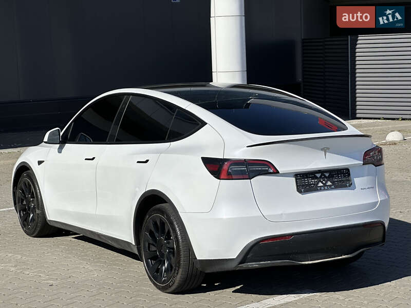 Позашляховик / Кросовер Tesla Model Y 2023 в Києві