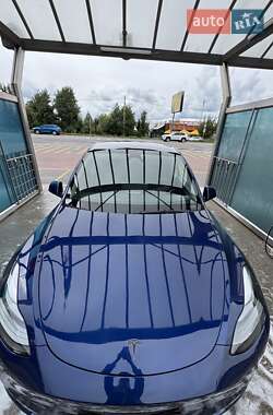Внедорожник / Кроссовер Tesla Model Y 2023 в 