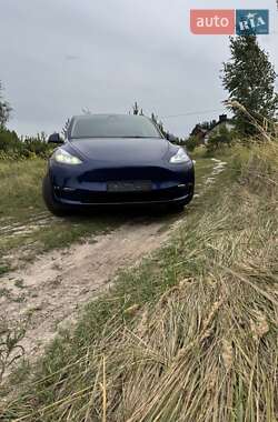 Внедорожник / Кроссовер Tesla Model Y 2023 в 