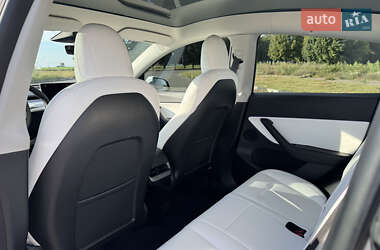 Позашляховик / Кросовер Tesla Model Y 2022 в 