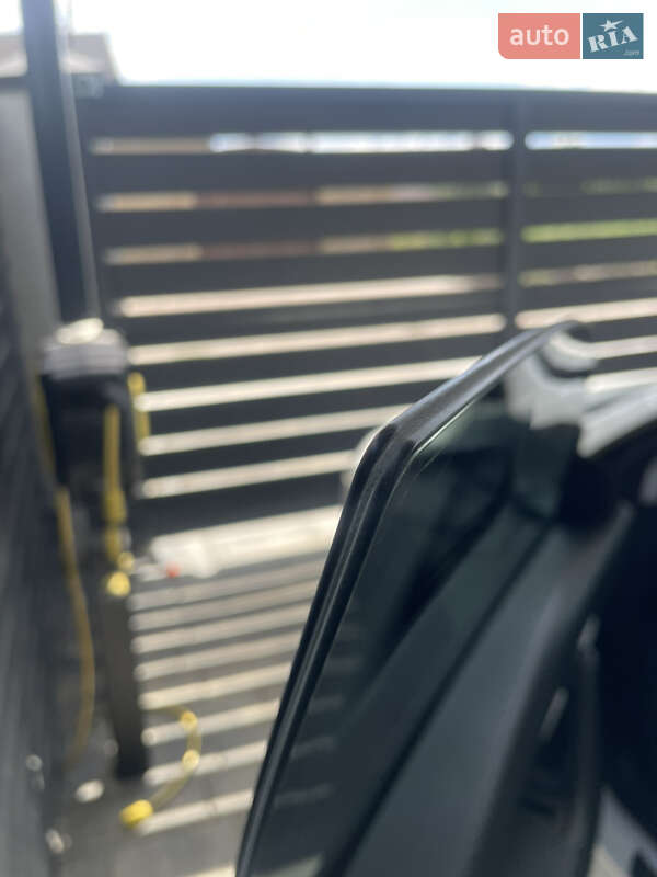 Позашляховик / Кросовер Tesla Model Y 2022 в Сумах фото 57 Позашляховик / Кросовер Tesla Model Y 2022 в Сумах