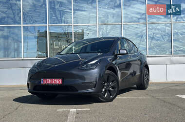 Внедорожник / Кроссовер Tesla Model Y 2024 в 