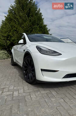 Внедорожник / Кроссовер Tesla Model Y 2020 в 