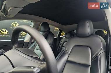 Внедорожник / Кроссовер Tesla Model Y 2021 в 