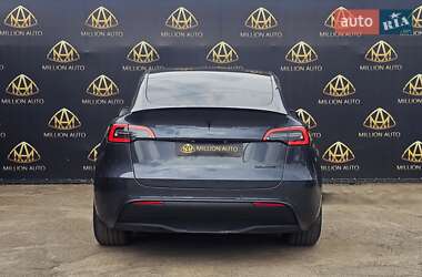 Внедорожник / Кроссовер Tesla Model Y 2021 в 
