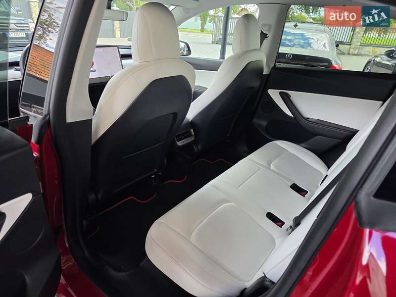 Внедорожник / Кроссовер Tesla Model Y 2020 в Коломые
