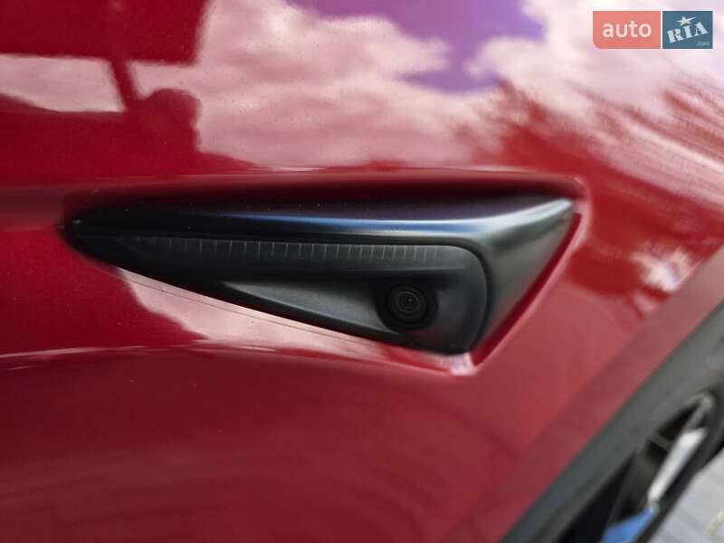 Внедорожник / Кроссовер Tesla Model Y 2020 в Коломые