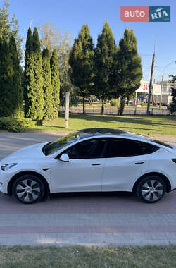 Внедорожник / Кроссовер Tesla Model Y 2023 в 