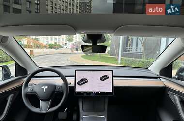 Внедорожник / Кроссовер Tesla Model Y 2025 в 
