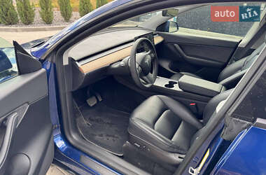 Внедорожник / Кроссовер Tesla Model Y 2021 в 