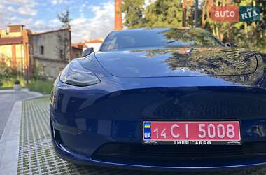 Внедорожник / Кроссовер Tesla Model Y 2021 в 