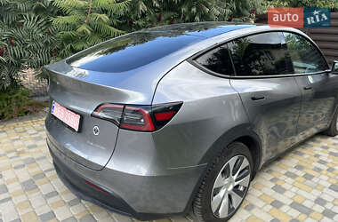 Внедорожник / Кроссовер Tesla Model Y 2024 в 