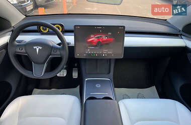 Позашляховик / Кросовер Tesla Model Y 2023 в 