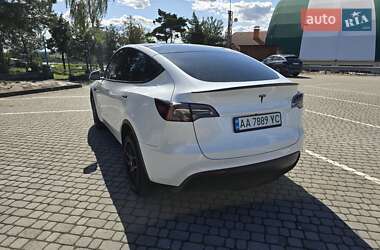 Внедорожник / Кроссовер Tesla Model Y 2021 в 