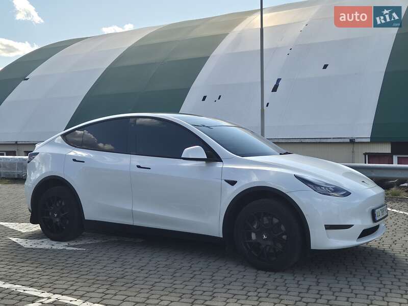 Внедорожник / Кроссовер Tesla Model Y 2021 в Ужгороде