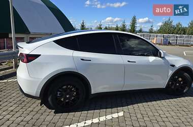 Внедорожник / Кроссовер Tesla Model Y 2021 в Ужгороде