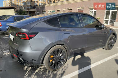 Внедорожник / Кроссовер Tesla Model Y 2022 в 