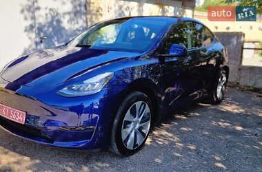 Внедорожник / Кроссовер Tesla Model Y 2021 в 