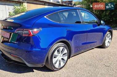 Внедорожник / Кроссовер Tesla Model Y 2021 в 