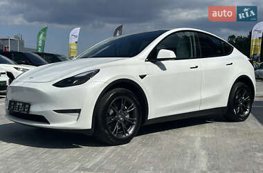 Позашляховик / Кросовер Tesla Model Y 2024 в Києві