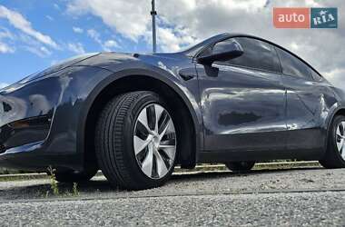 Позашляховик / Кросовер Tesla Model Y 2021 в 