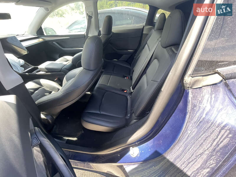 Позашляховик / Кросовер Tesla Model Y 2023 в Львові