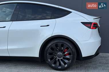 Внедорожник / Кроссовер Tesla Model Y 2022 в 
