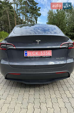 Внедорожник / Кроссовер Tesla Model Y 2022 в 
