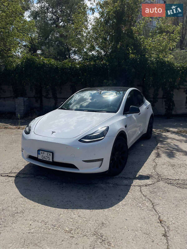 Внедорожник / Кроссовер Tesla Model Y 2021 в 