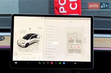 Позашляховик / Кросовер Tesla Model Y 2023 в 