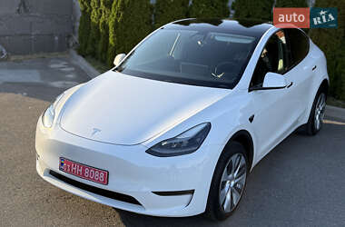Внедорожник / Кроссовер Tesla Model Y 2023 в 