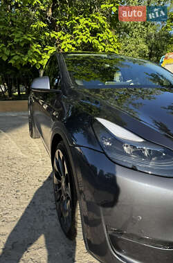 Позашляховик / Кросовер Tesla Model Y 2022 в 
